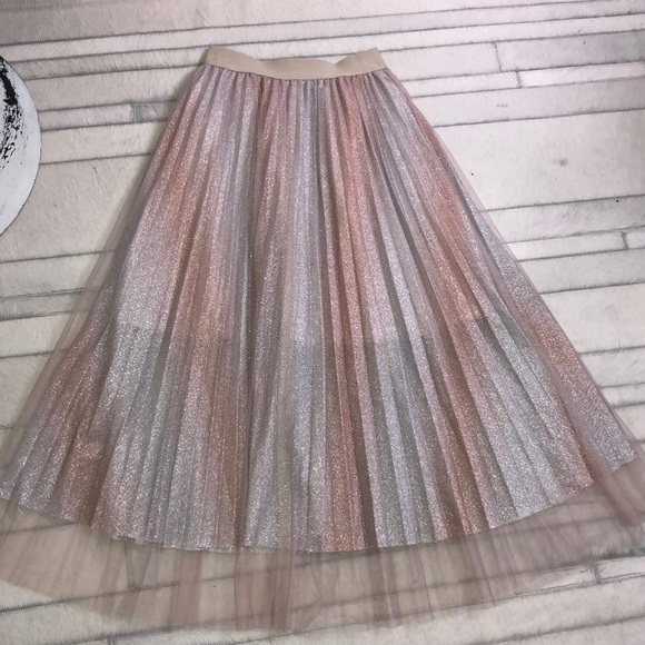Pleated skirt - Picture 4 of 9